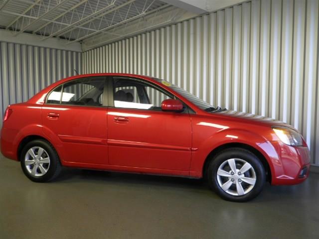 2011 Kia Rio Elk Conversion Van