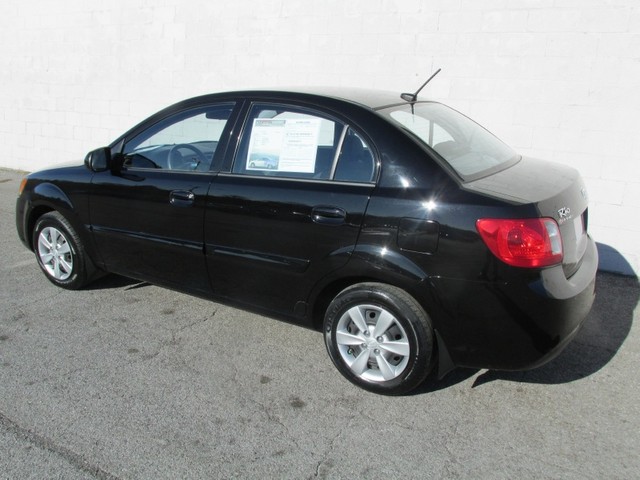 2011 Kia Rio F-150 Reg Cab