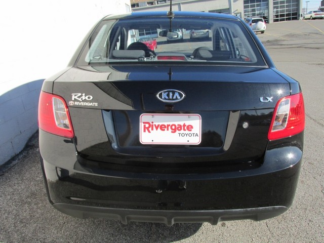 2011 Kia Rio F-150 Reg Cab