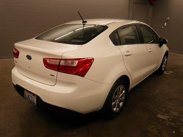 2013 Kia Rio Unknown