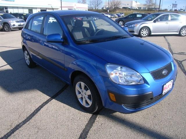 2008 Kia Rio5 Elk Conversion Van