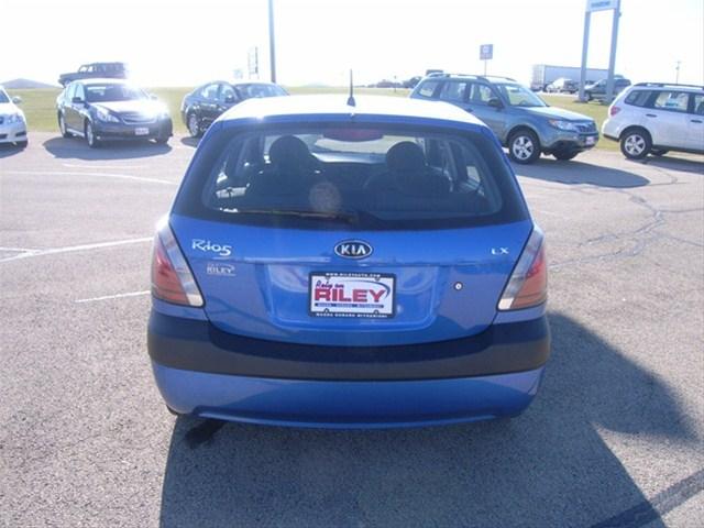 2008 Kia Rio5 Elk Conversion Van