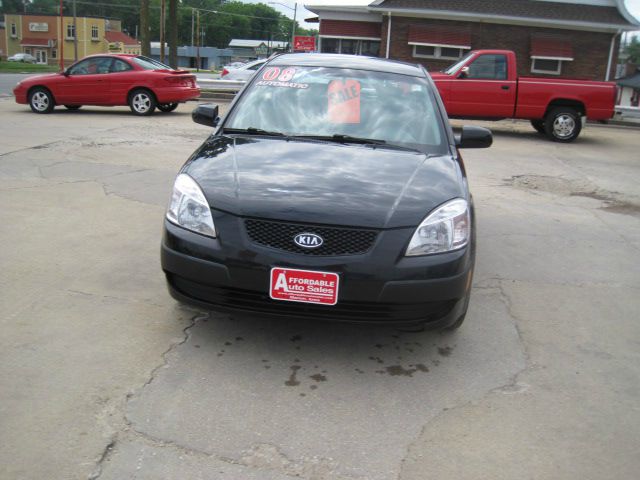 2008 Kia Rio5 AWD, REAR DVD, Navigation, 3RD ROW, Mem/heat Seats