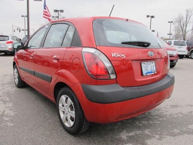 2009 Kia Rio5 SR5 4x4 SUV