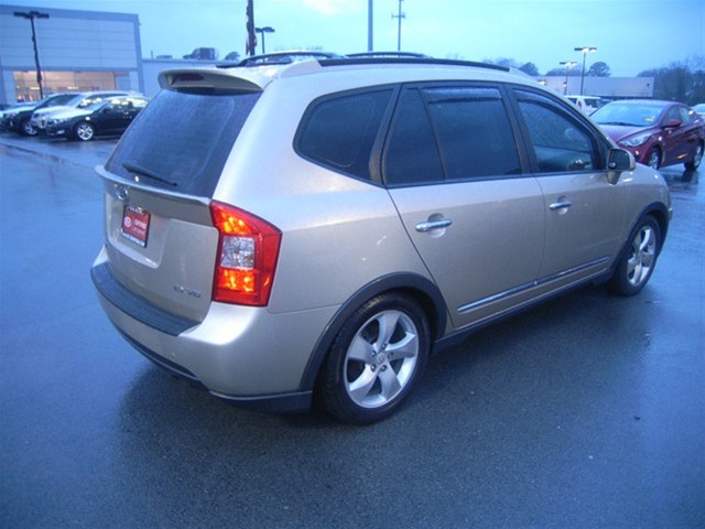 2007 Kia Rondo 2.5sone Owner