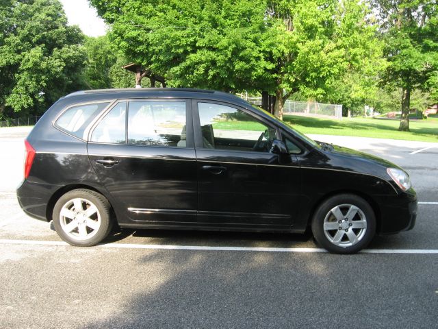 2007 Kia Rondo Elk Conversion Van