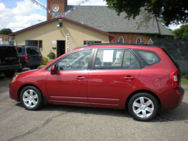 2008 Kia Rondo Elk Conversion Van