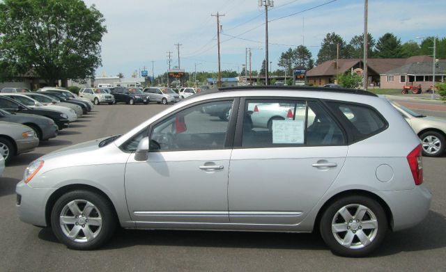 2008 Kia Rondo Elk Conversion Van