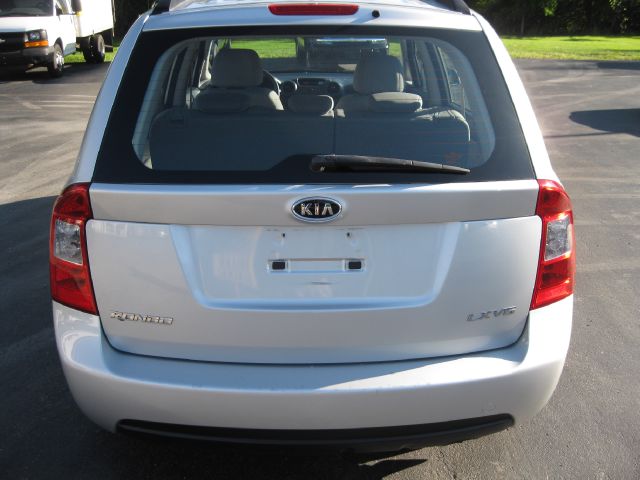 2008 Kia Rondo 5dr HB