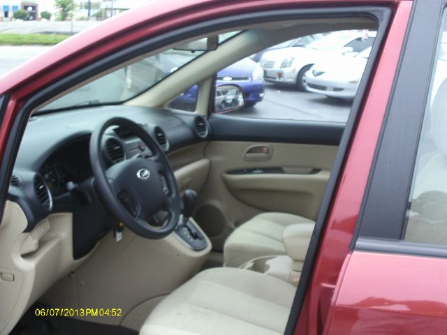 2008 Kia Rondo 5dr HB Auto