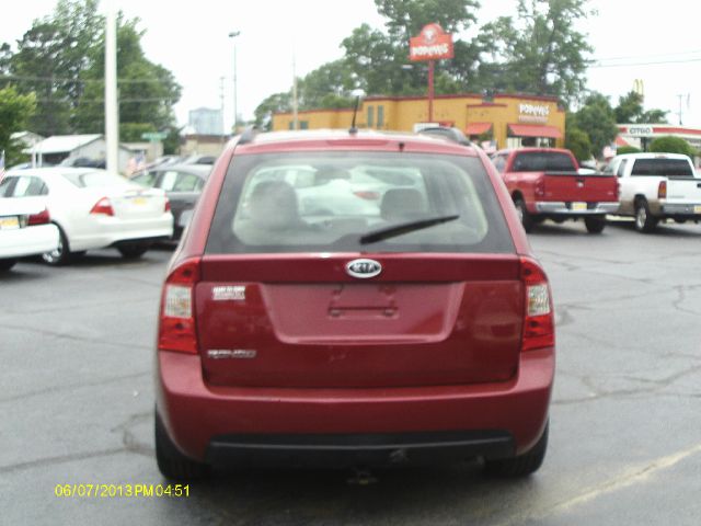 2008 Kia Rondo 5dr HB Auto