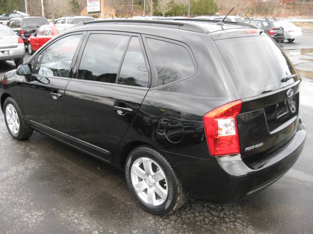 2008 Kia Rondo Elk Conversion Van