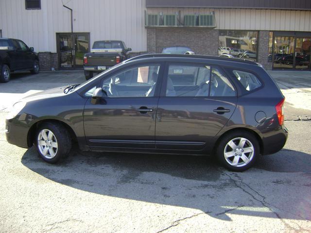 2008 Kia Rondo Elk Conversion Van