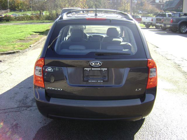 2008 Kia Rondo Elk Conversion Van