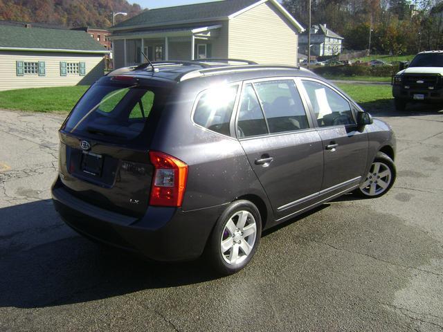 2008 Kia Rondo Elk Conversion Van