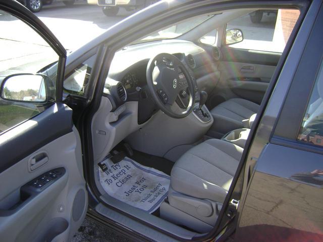 2008 Kia Rondo Elk Conversion Van