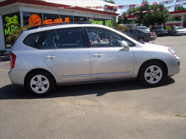 2009 Kia Rondo Elk Conversion Van