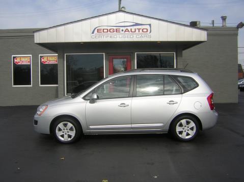 2009 Kia Rondo 4dr Quad Cab 155 WB 4WD