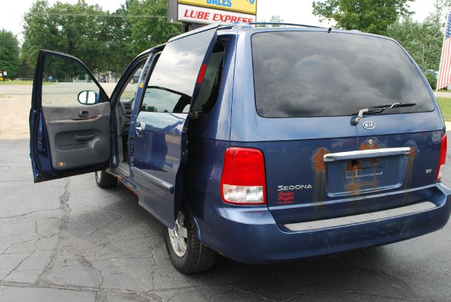 2002 Kia Sedona Open-top