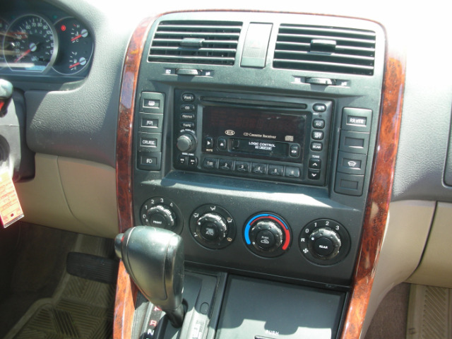 2002 Kia Sedona Open-top