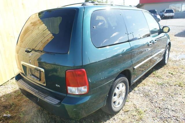 2002 Kia Sedona Open-top