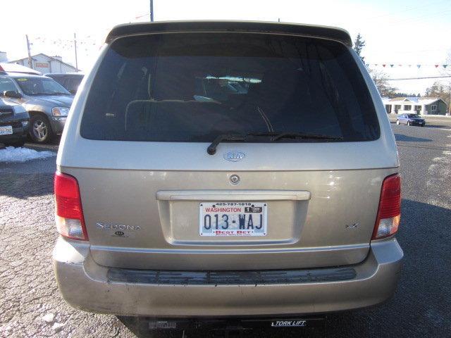 2002 Kia Sedona Unknown