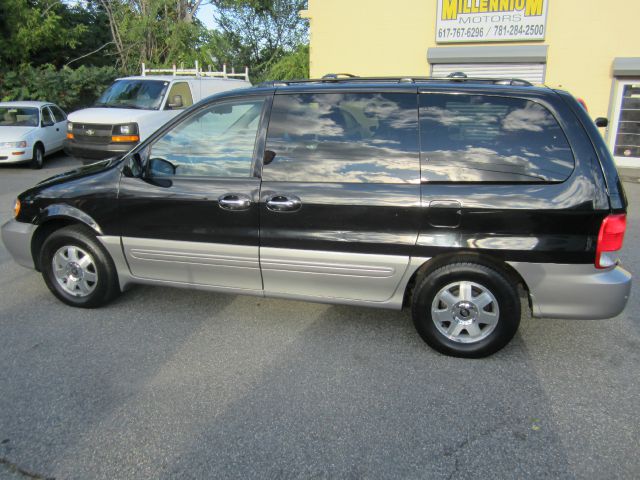 2002 Kia Sedona Open-top