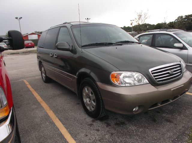 2003 Kia Sedona Open-top