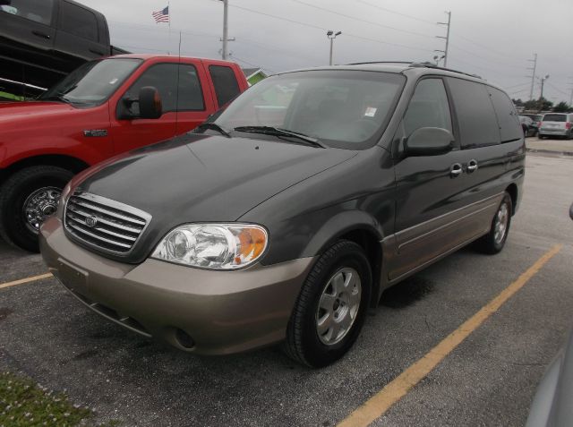 2003 Kia Sedona Open-top