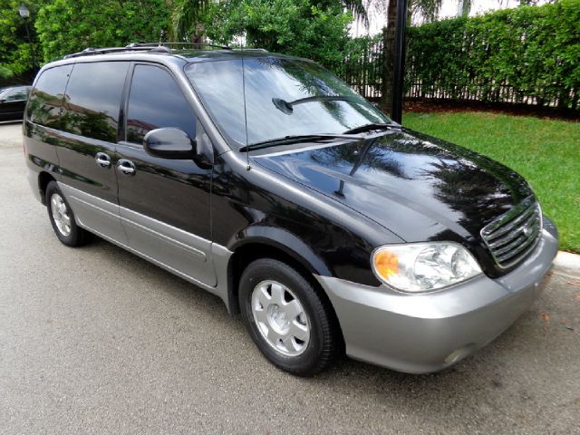 2003 Kia Sedona Open-top