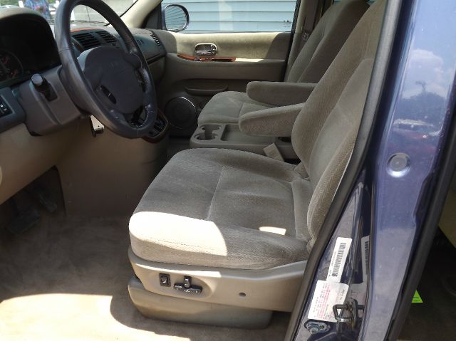 2003 Kia Sedona Carpet Cleaning Vancall NOW