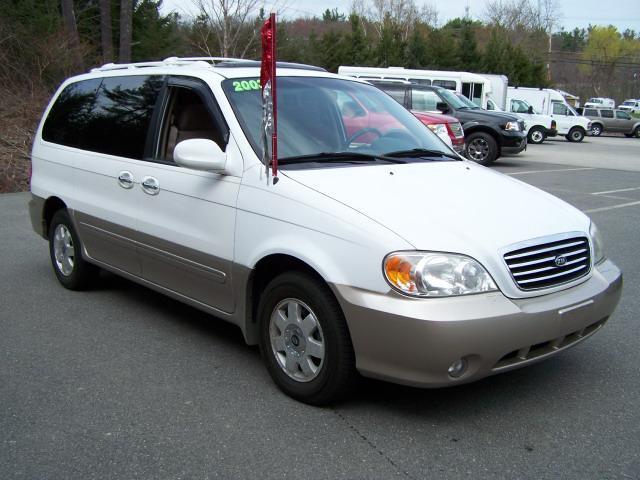 2003 Kia Sedona Open-top