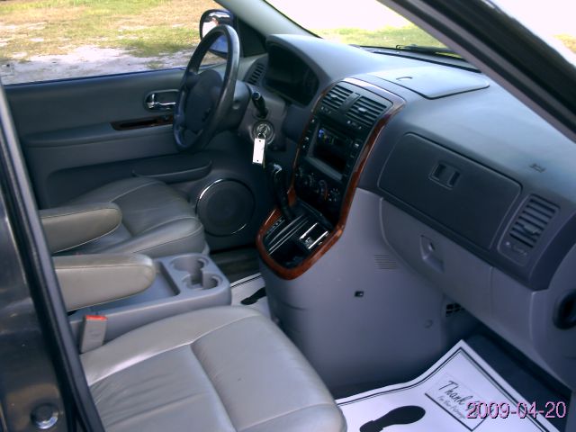 2003 Kia Sedona Open-top