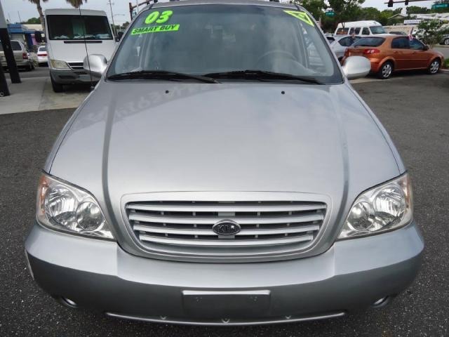 2003 Kia Sedona Open-top