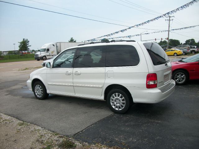 2003 Kia Sedona Elk Conversion Van