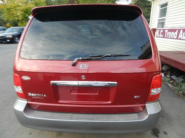 2003 Kia Sedona Open-top