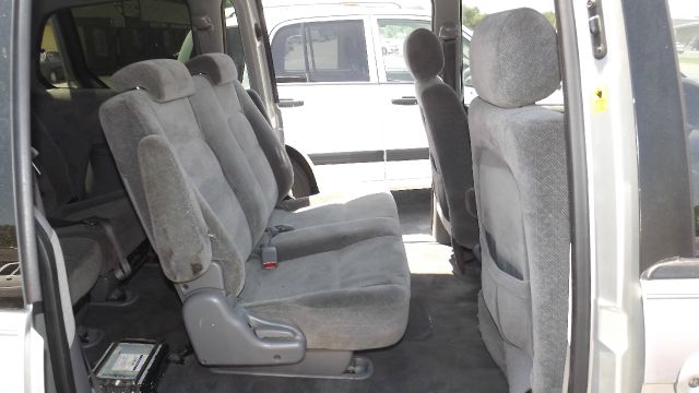 2003 Kia Sedona Elk Conversion Van