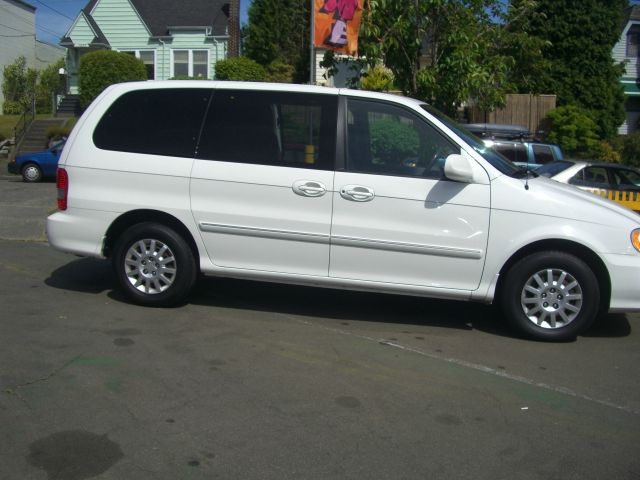 2003 Kia Sedona Elk Conversion Van