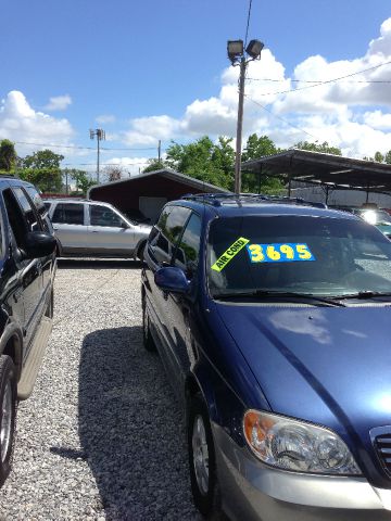 2003 Kia Sedona Open-top