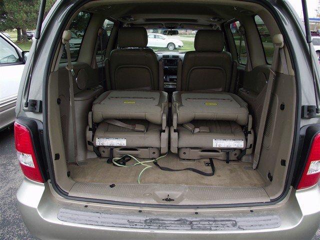 2003 Kia Sedona Elk Conversion Van