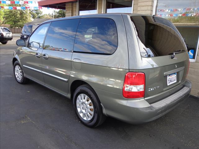 2003 Kia Sedona Open-top