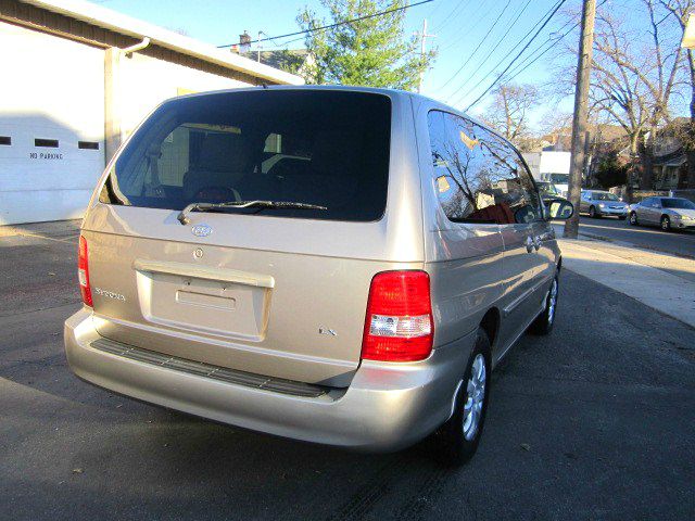 2003 Kia Sedona Elk Conversion Van