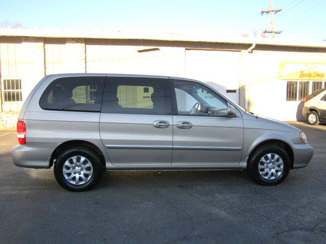 2003 Kia Sedona Elk Conversion Van