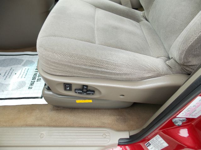 2003 Kia Sedona Open-top