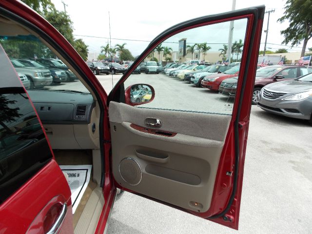 2003 Kia Sedona Open-top