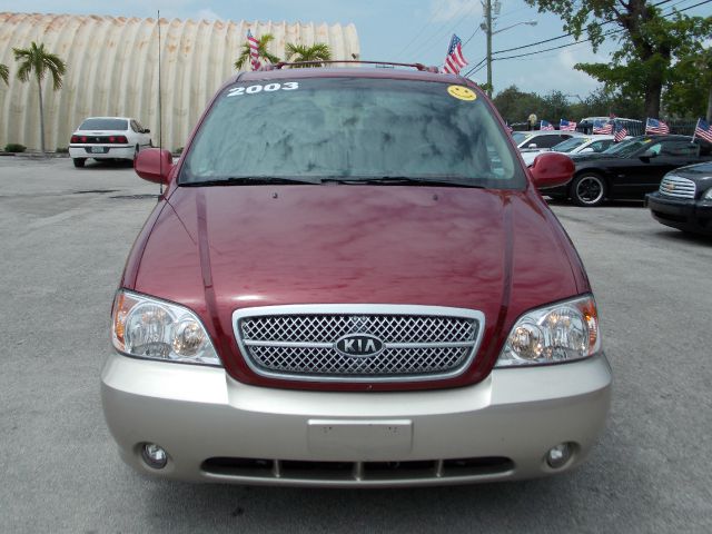 2003 Kia Sedona Open-top