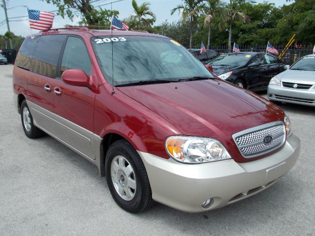 2003 Kia Sedona Open-top