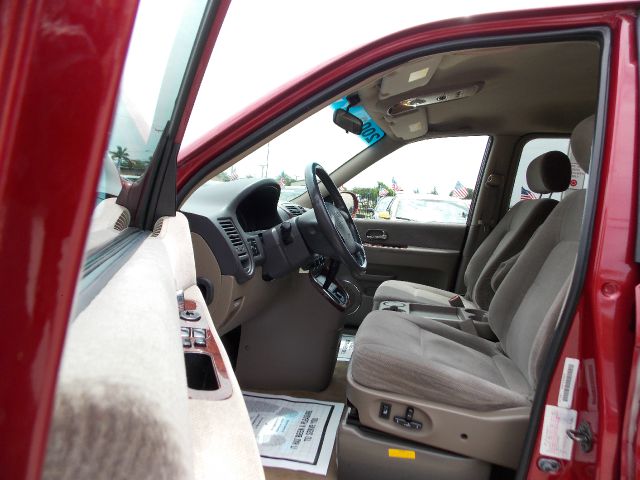 2003 Kia Sedona Open-top