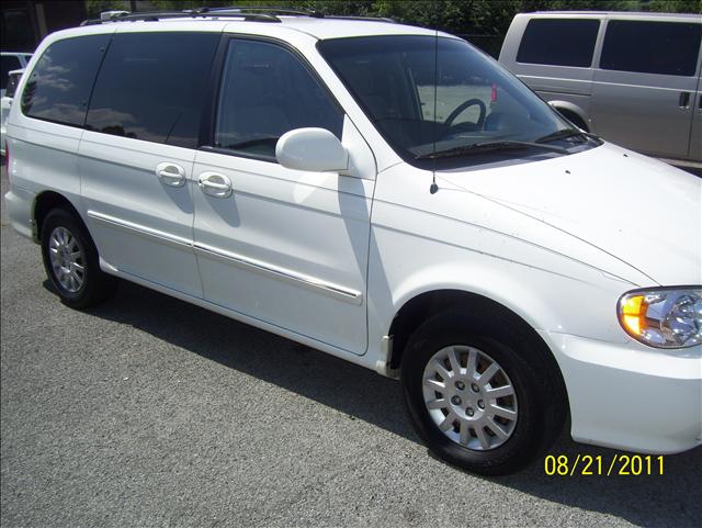 2003 Kia Sedona Elk Conversion Van