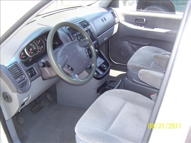 2003 Kia Sedona Elk Conversion Van